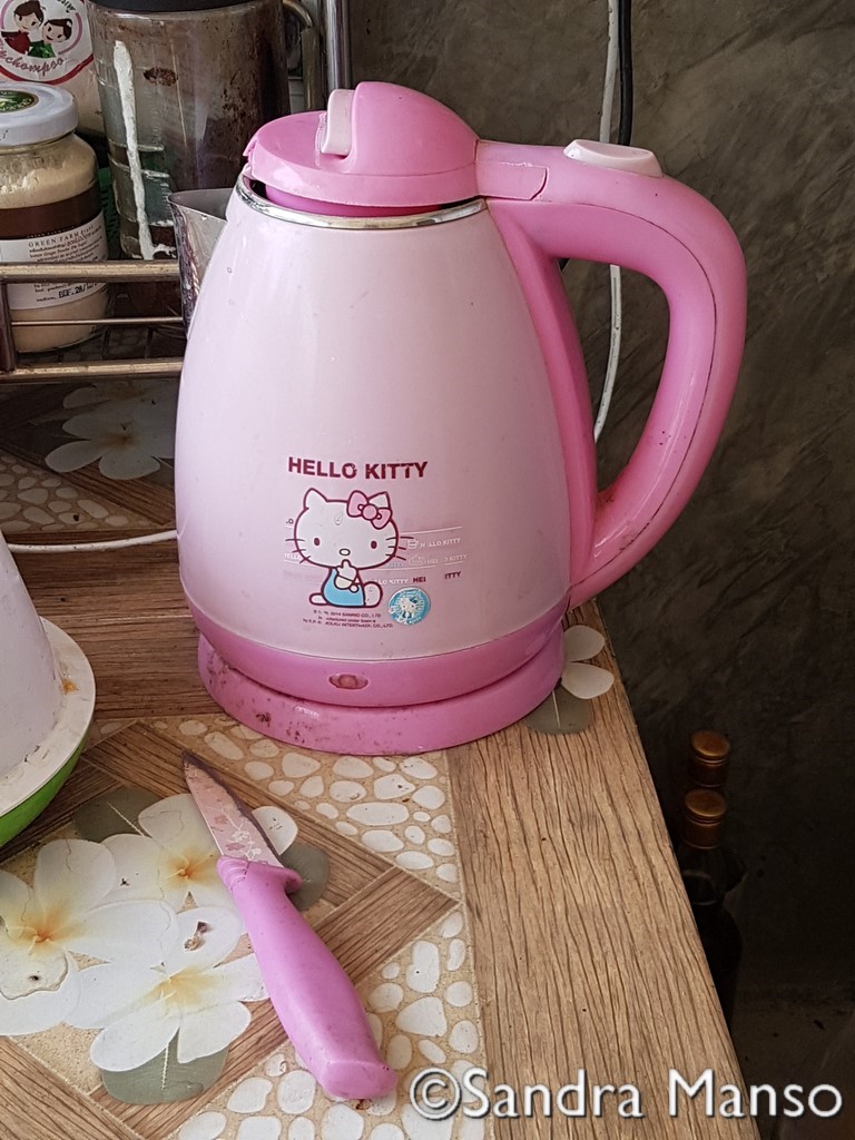 thaïlande hello kitty rose