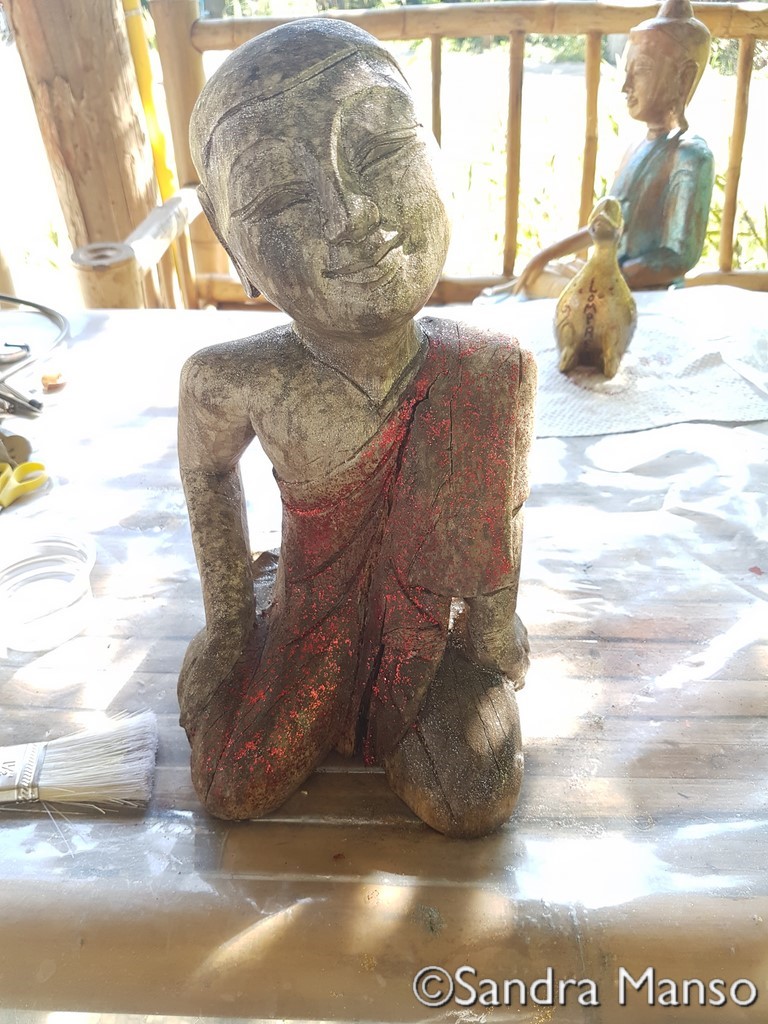 thaïlande moine peinture paillette